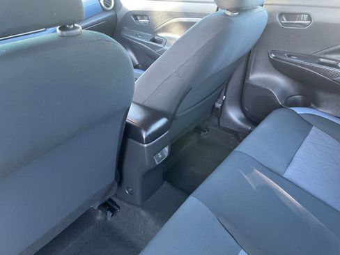 Used 2025 Nissan Versa SV image 23