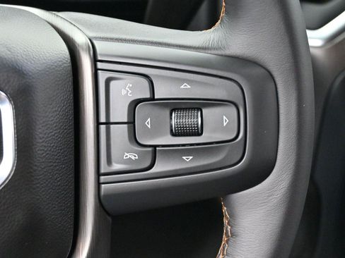 Used 2022 GMC Sierra 2500 AT4 w/ AT4 Preferred Package AWD/4WD image 19