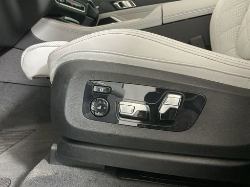 New 2026 BMW X5 xDrive40i w/ M Sport Package image 22