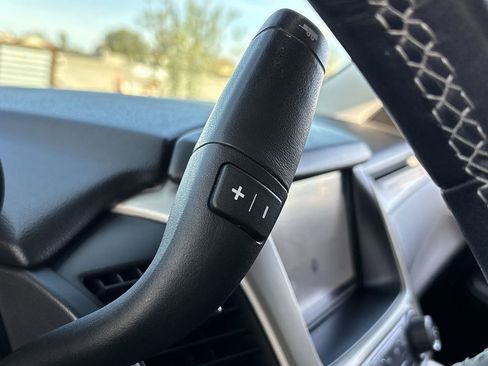 Used 2019 GMC Yukon Denali w/ Open Road Package image 16