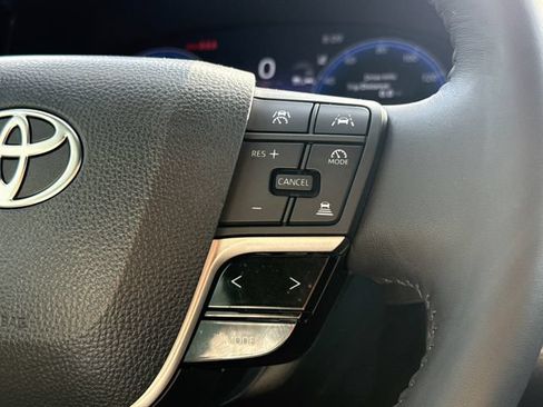 Used 2026 Toyota Camry XSE w/ Premium Package FWD image 27