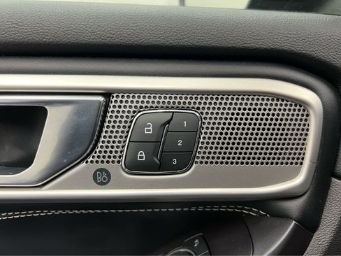 Used 2020 Ford Explorer ST image 19