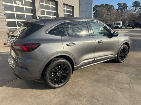 Used 2023 Ford Escape ST-Line Elite image 4