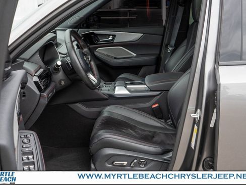 Used 2023 Acura MDX A-Spec image 18