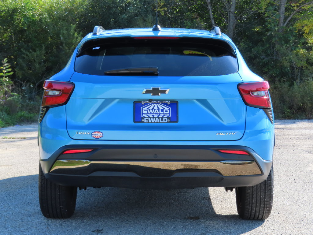 Used 2025 Chevrolet Trax ACTIV w/ Driver Confidence Package FWD image 16