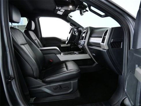 Certified 2022 Ford F350 Lariat w/ Lariat Ultimate Package image 12