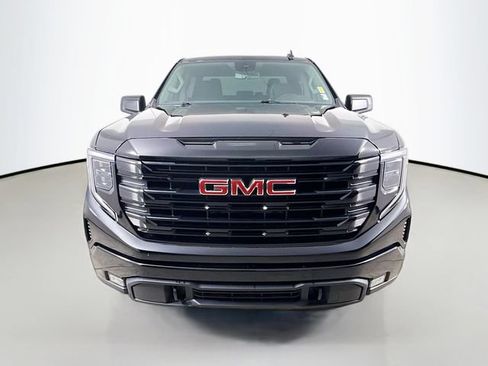 Used 2024 GMC Sierra 1500 Elevation AWD/4WD image 2