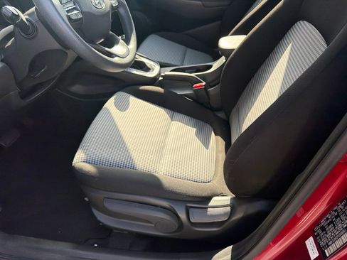 Used 2023 Hyundai Kona SE w/ Cargo Package AWD/4WD image 11