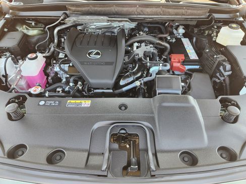 Used 2025 Lexus RX 350 Premium w/ Accessory Package (Z1) FWD image 39