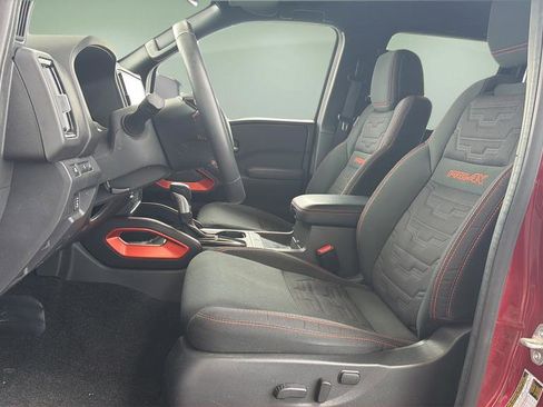 Certified 2025 Nissan Frontier PRO-4X w/ Pro Convenience Package AWD/4WD image 16