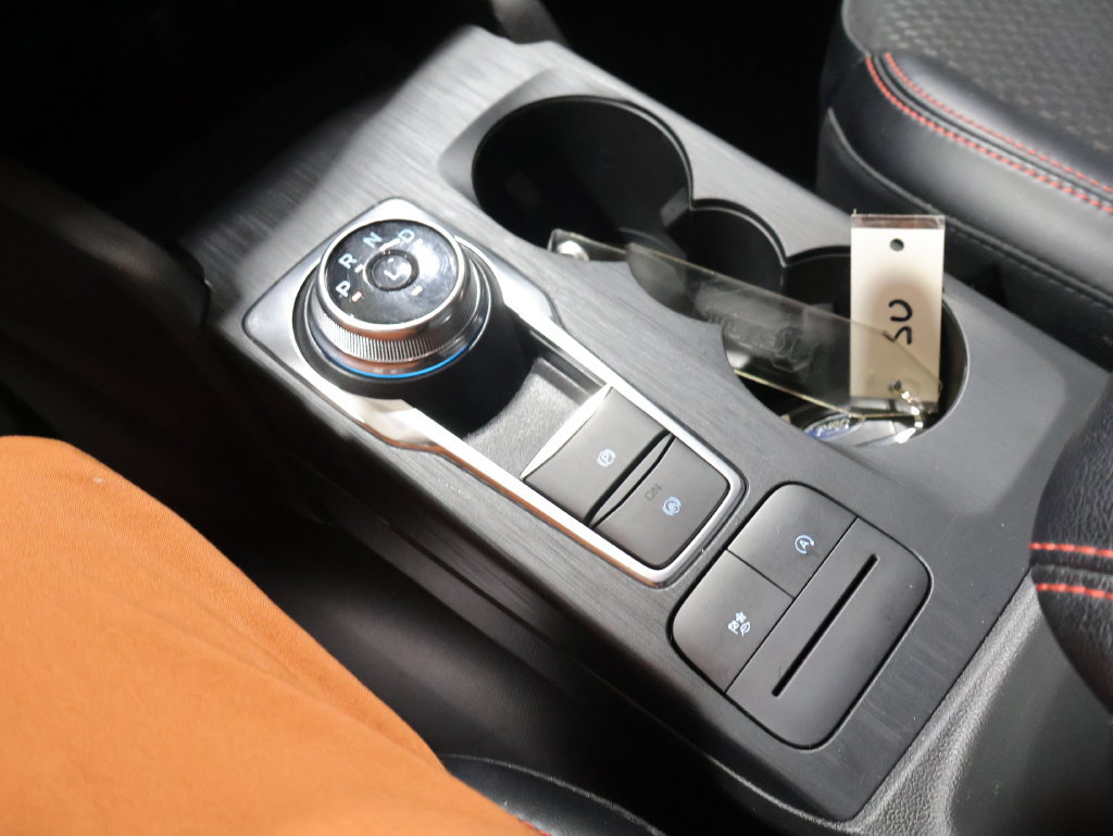 Used 2025 Ford Escape ST-Line AWD/4WD image 29