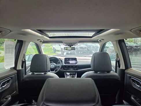 Used 2021 Nissan Rogue SL w/ Premium Package FWD image 13