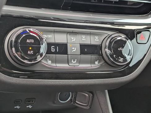 New 2026 Buick Envista Sport Touring w/ Convenience I Package FWD image 13