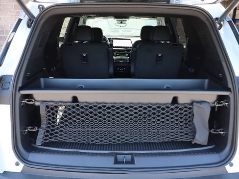 New 2026 Chevrolet Traverse Z71 w/ Enhanced Driving Package AWD/4WD image 31
