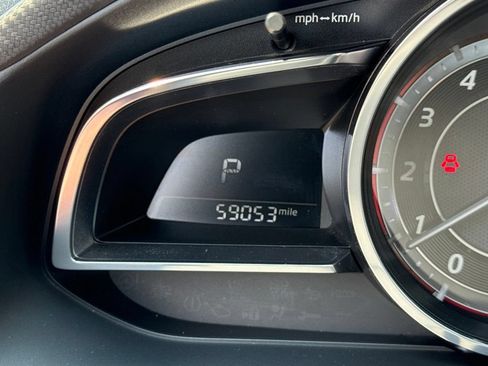 Used 2016 MAZDA MAZDA3 s Touring FWD image 16