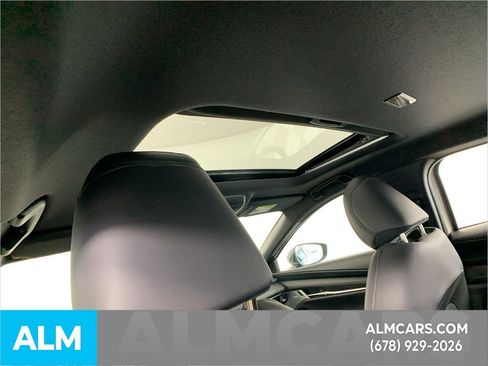 Certified 2025 MAZDA MAZDA3 Hatchback w/Premium Plus Pkg image 30