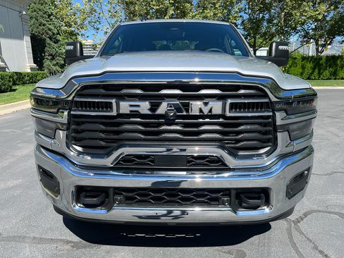 Used 2026 RAM 2500 Big Horn AWD/4WD image 3