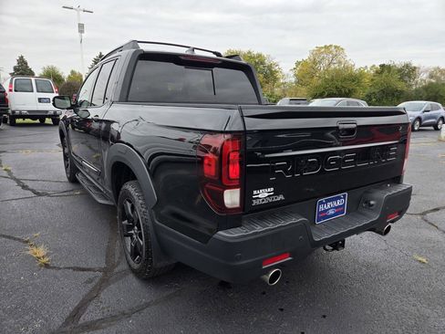 Used 2025 Honda Ridgeline Black Edition image 6