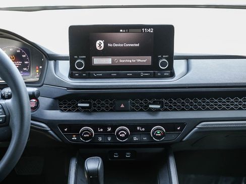 Used 2023 Honda Accord EX image 11