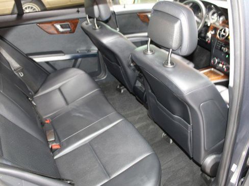 Used 2013 Mercedes-Benz GLK 350 2WD image 29