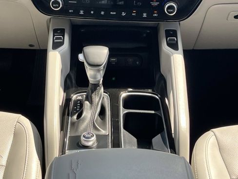 Used 2023 Kia Telluride S w/ S Sunroof Package FWD image 16