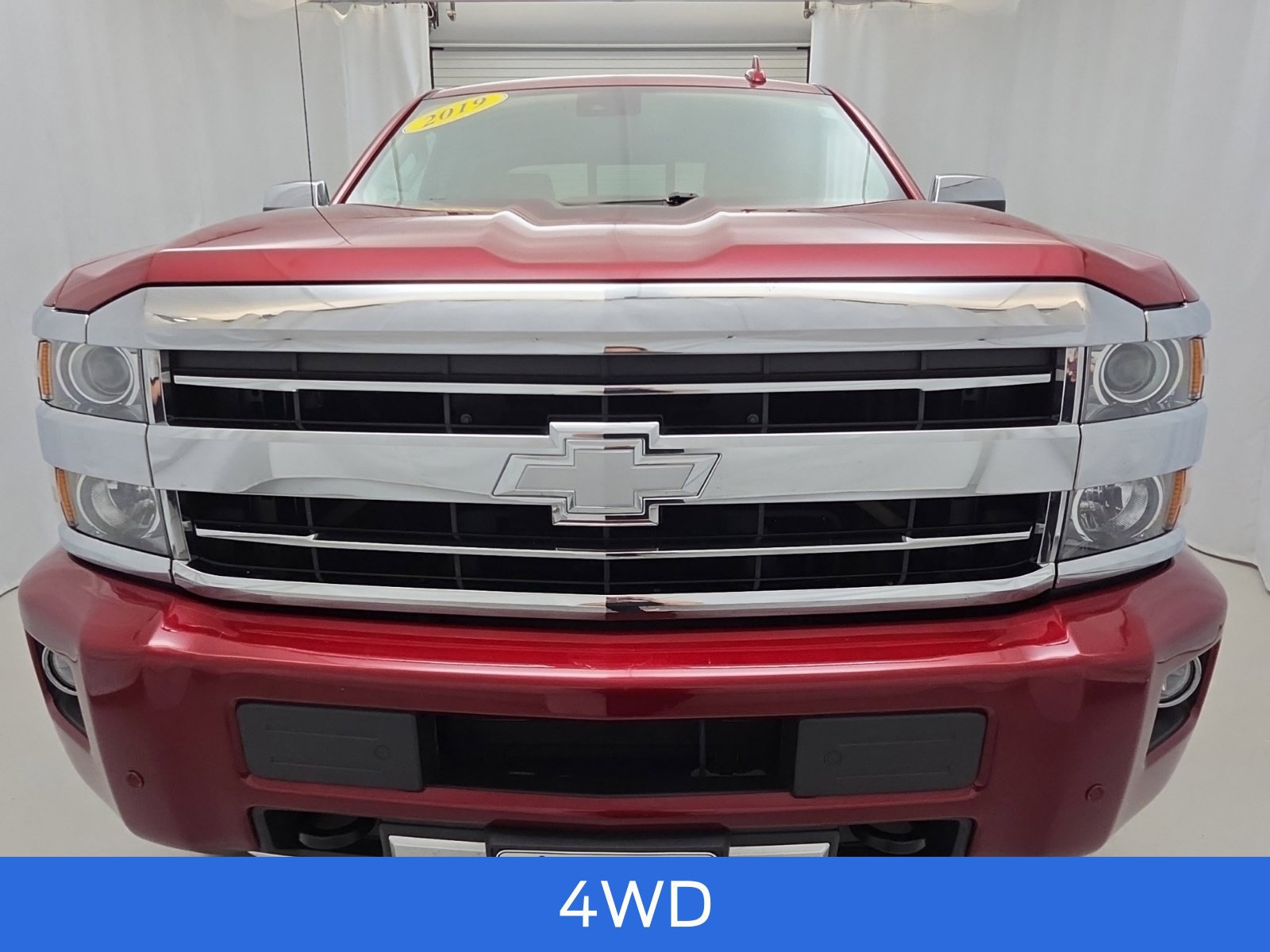 Used 2019 Chevrolet Silverado 2500 High Country AWD/4WD image 2