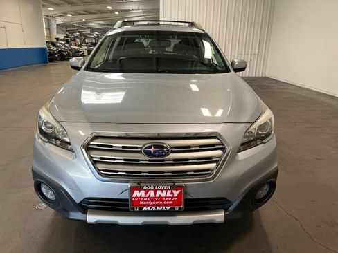 Used 2016 Subaru Outback 2.5i Limited AWD/4WD image 8