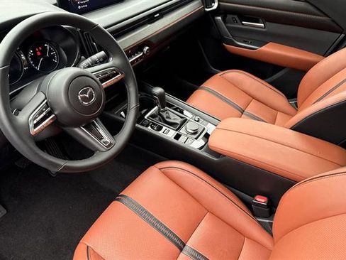 Certified 2025 MAZDA CX-50 Meridian Edition image 9