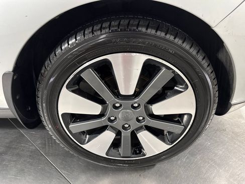 Used 2014 Kia Soul ! FWD image 14