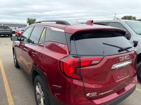 Used 2019 GMC Terrain SLE w/ Driver Convenience Package AWD/4WD image 10