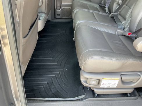 Used 2016 Honda Odyssey Touring Elite image 35