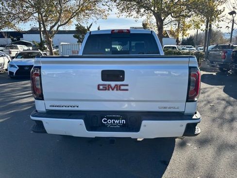 Used 2018 GMC Sierra 1500 Denali w/ Denali Ultimate Package image 9