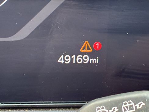 Used 2024 Kia Sorento SX FWD image 23