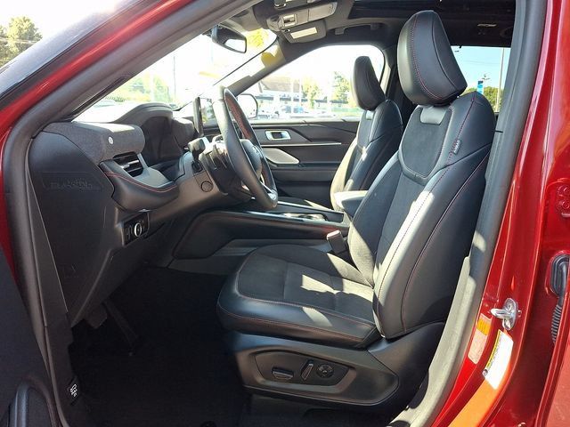 Certified 2025 Ford Explorer ST AWD/4WD image 14