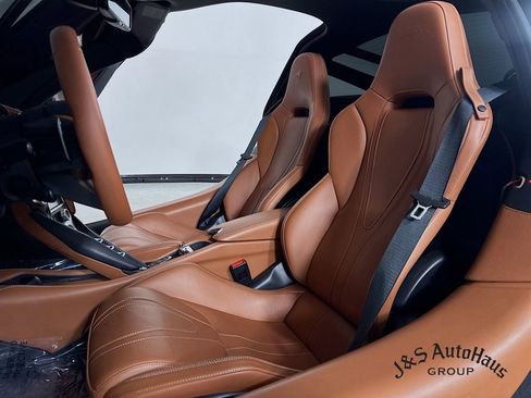 Used 2018 McLaren 720S RWD image 11