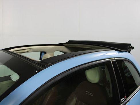 Used 2019 FIAT 500 Lounge image 41