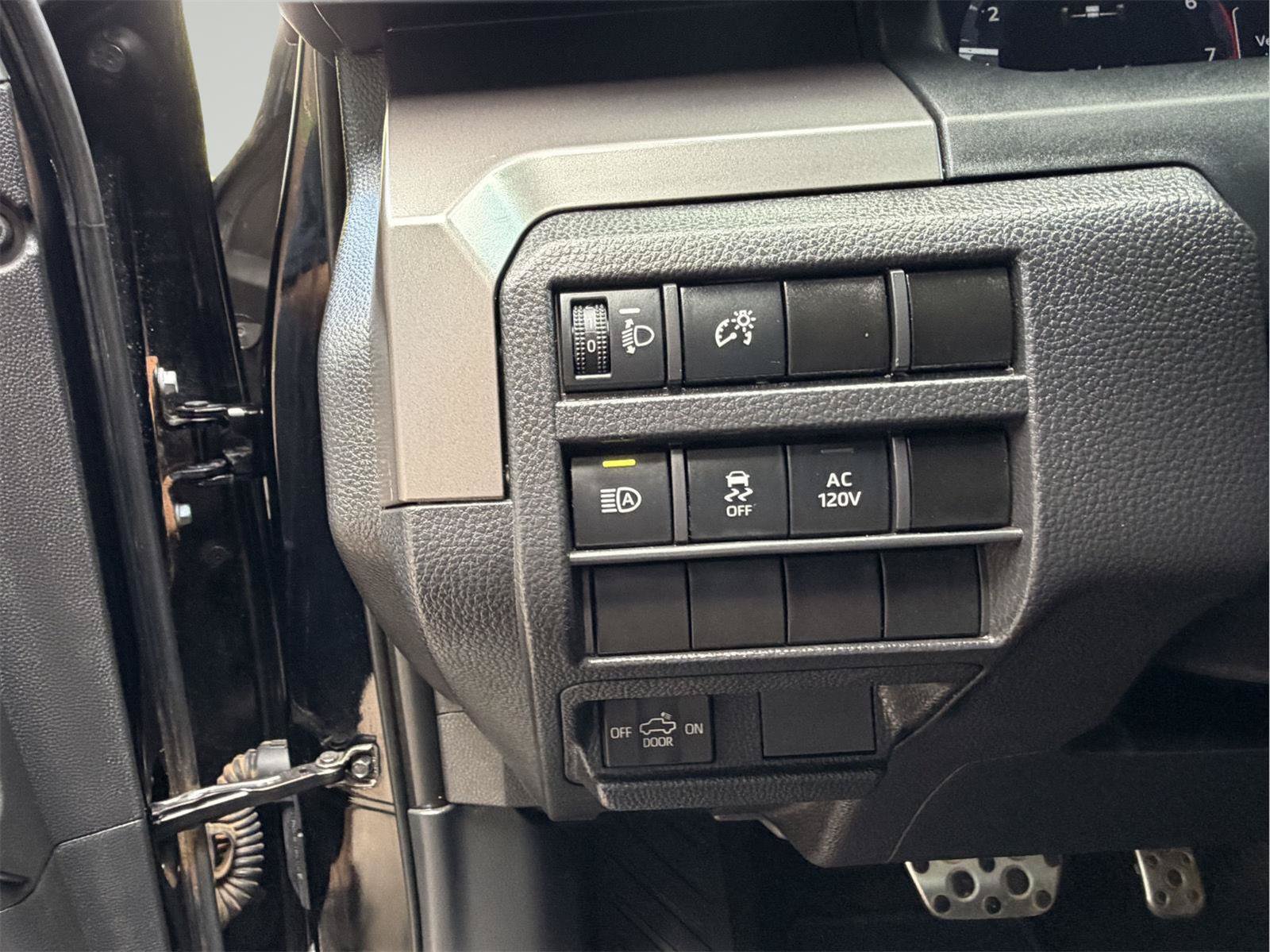 Used 2024 Toyota Tacoma TRD Sport w/ TRD Sport Upgrade Package RWD image 22