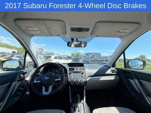 Used 2017 Subaru Forester 2.5i w/ Alloy Wheel Package AWD/4WD image 12