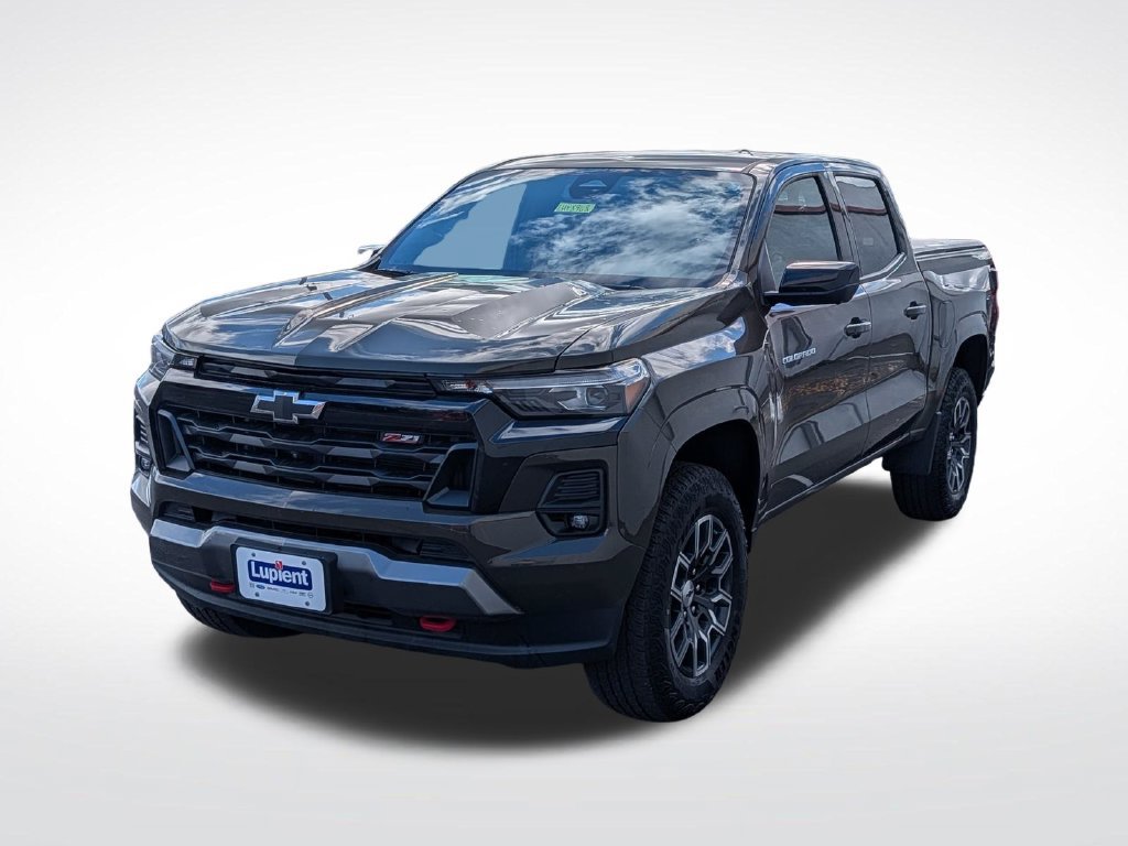 Used 2023 Chevrolet Colorado Z71 w/ Z71 Convenience Package 2 AWD/4WD image 11