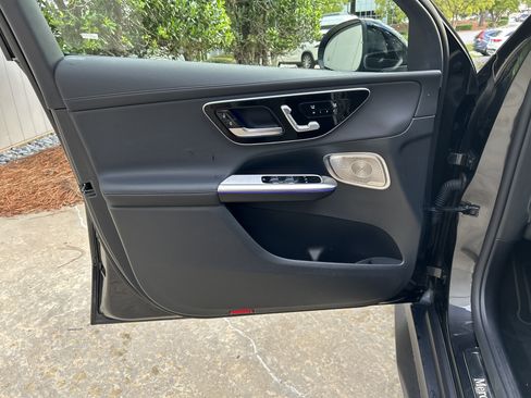 Certified 2025 Mercedes-Benz GLC 300 image 18