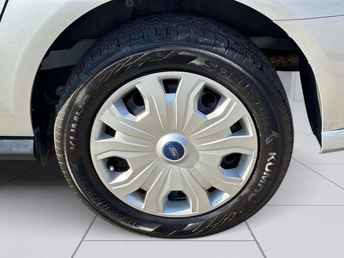 Used 2022 Ford Transit Connect XLT FWD image 11
