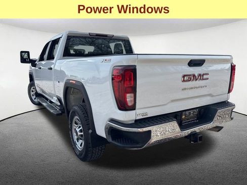 Used 2024 GMC Sierra 2500 Pro w/ X31 Off-Road Package AWD/4WD image 10