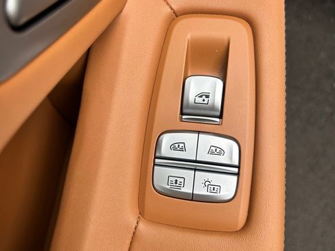 Used 2016 BMW 740i RWD image 12
