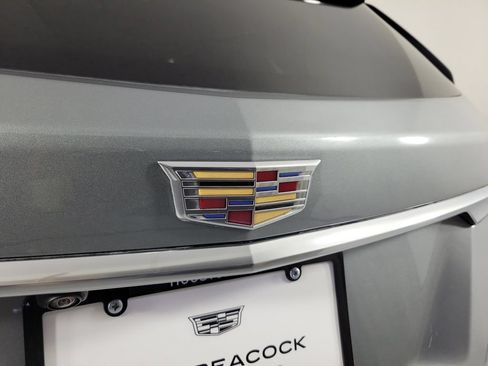 Certified 2023 Cadillac XT5 Premium Luxury FWD image 7