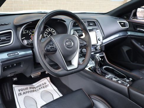 Used 2021 Nissan Maxima SR w/ Sport Mat Group image 13