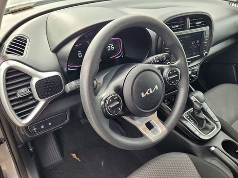 Used 2024 Kia Soul LX w/ Option Group 015 image 21