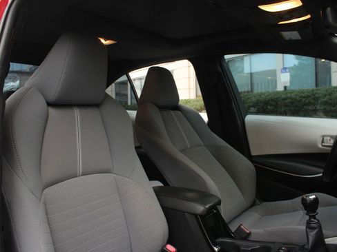 Used 2020 Toyota Corolla SE FWD image 22