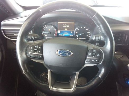 Used 2020 Ford Explorer Limited AWD/4WD image 8