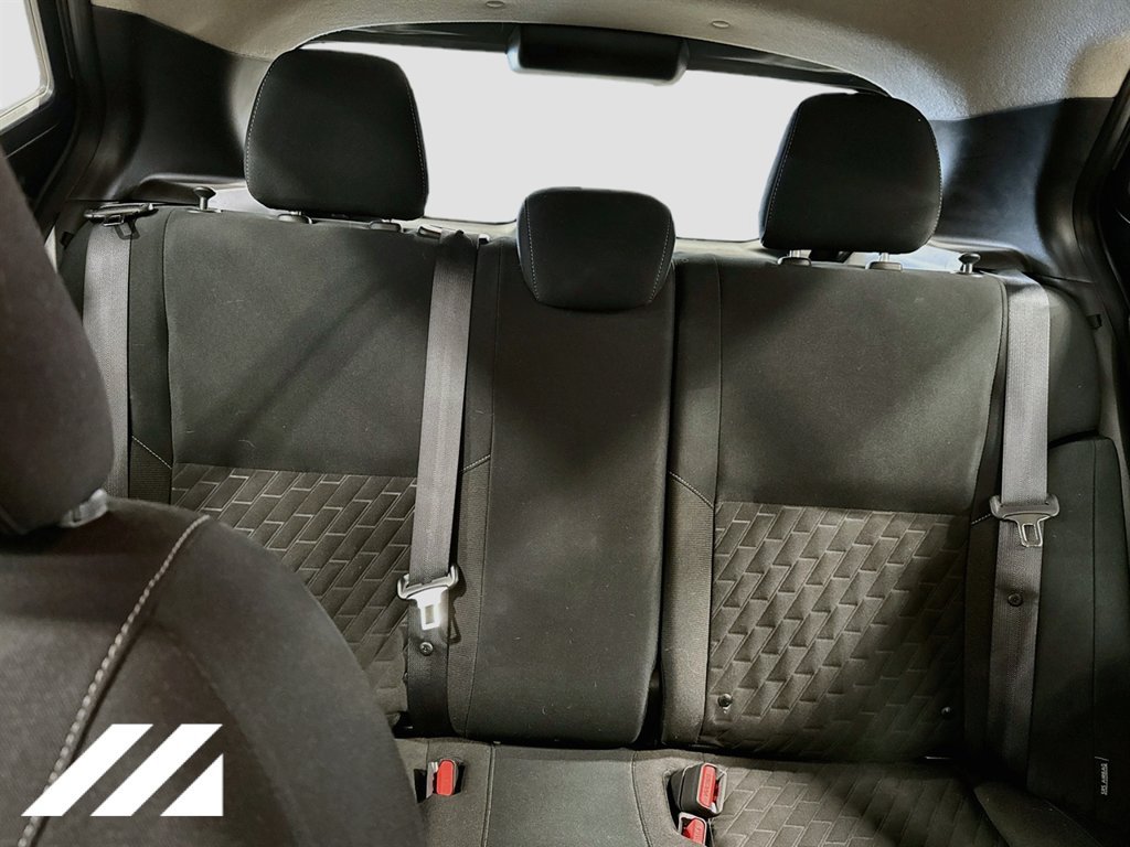 Used 2023 Nissan Kicks SV FWD image 28