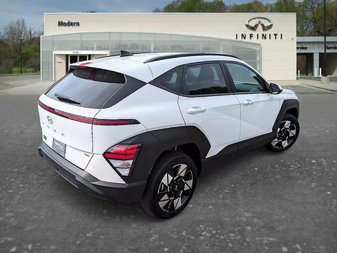 Used 2025 Hyundai Kona SEL image 4